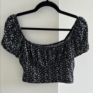 SHEIN Black Floral Puff Sleeve Blouse
